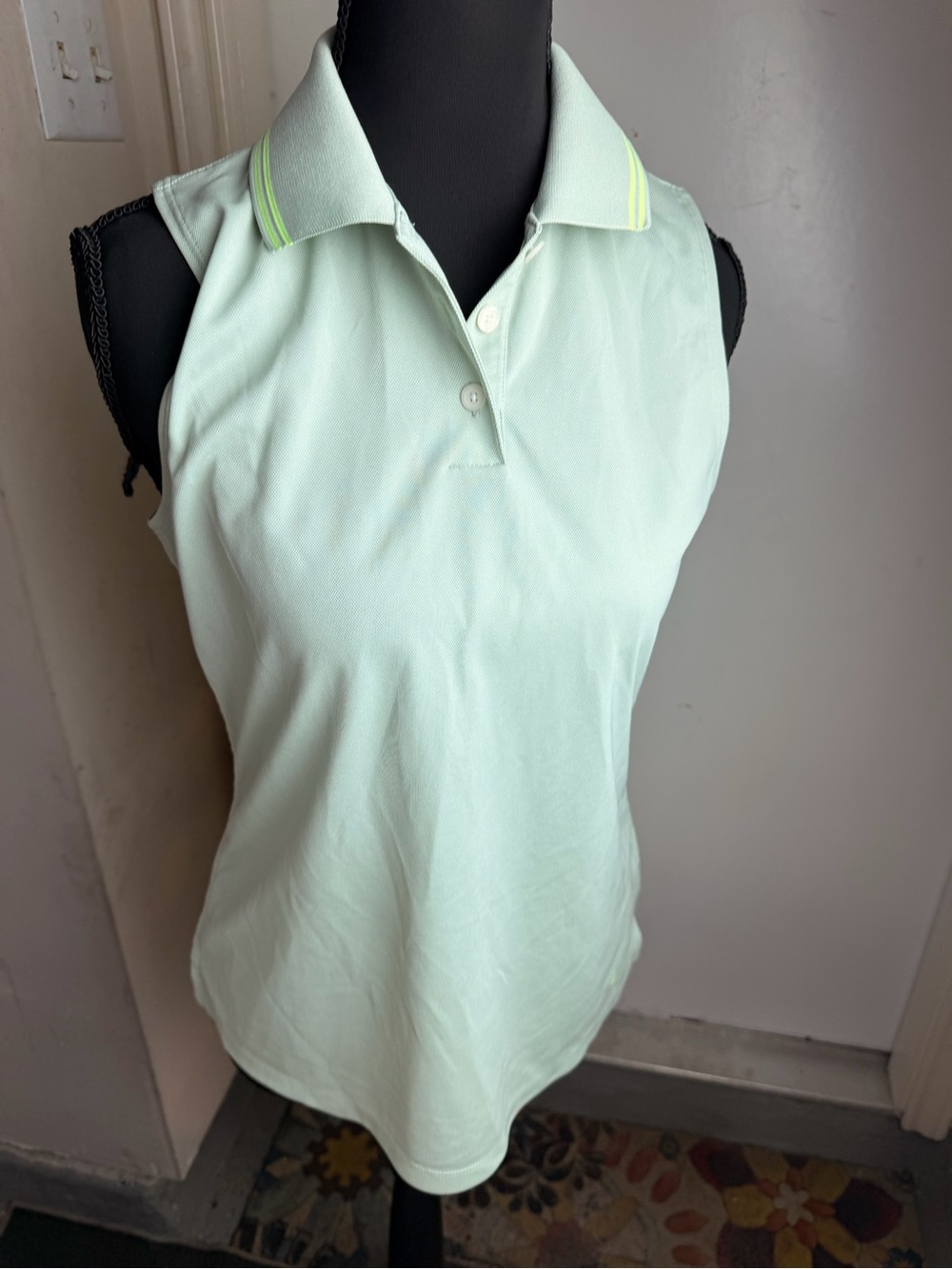 Nike Sleeveless Polo Tank in Mint Green with Neon Yellow Trim